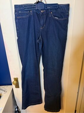 GAP Long and Lean Jeans 33 Long